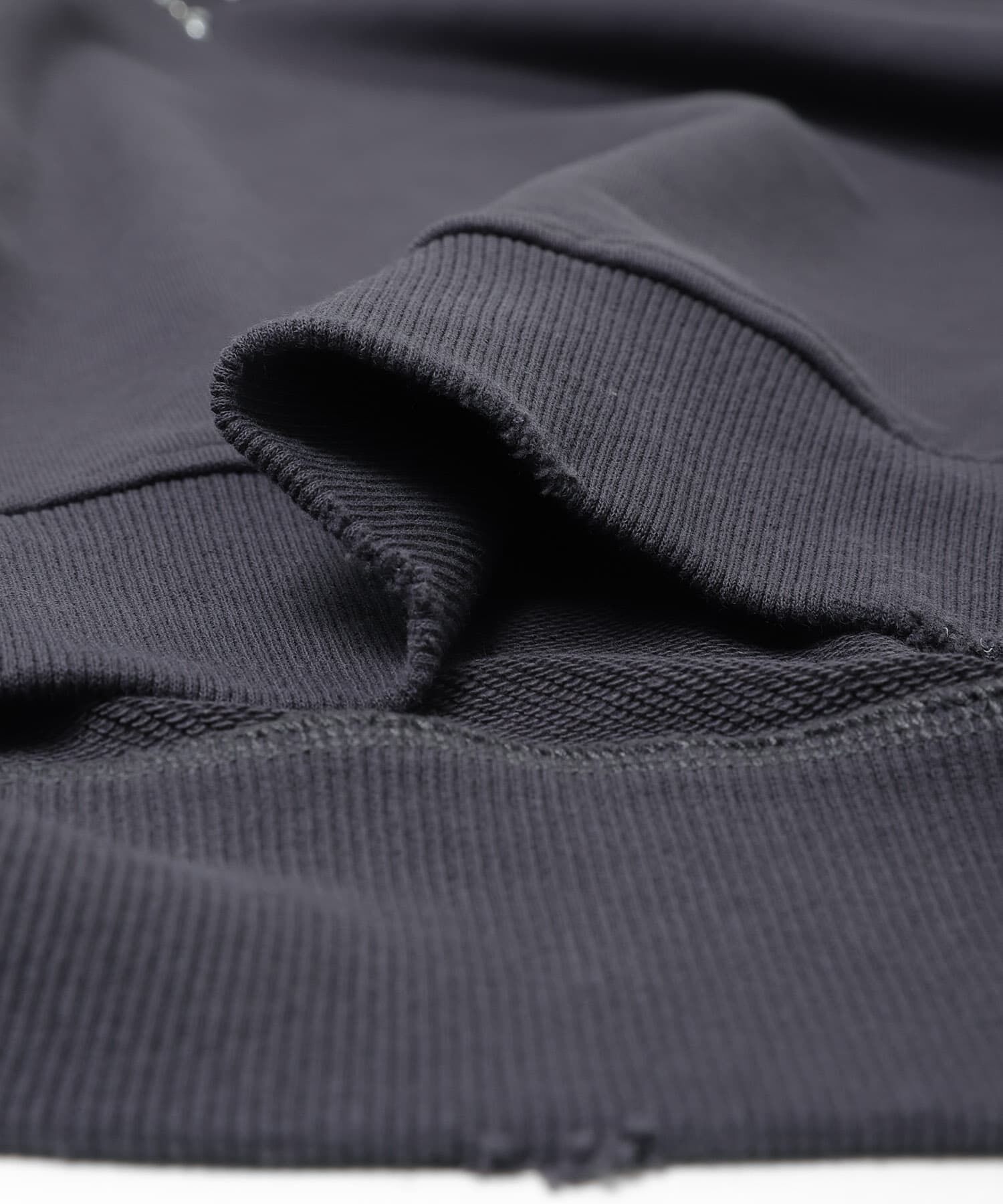  「ルーズスタッズスウェット」|スウェット・ジャージ|