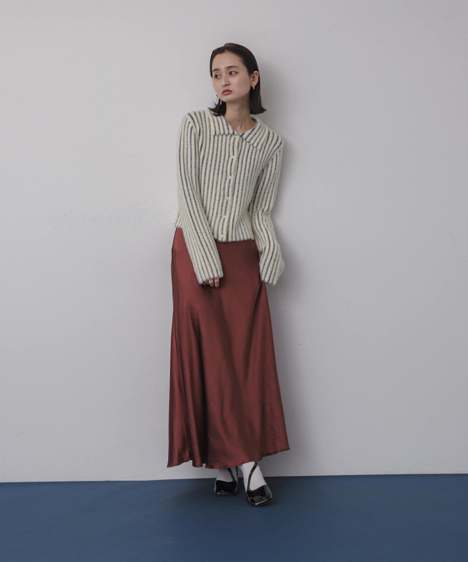 SENSE OF PLACE by URBAN RESEARCH「『WEB/一部店舗限定サイズ』ナローサテンスカート」|スカート|