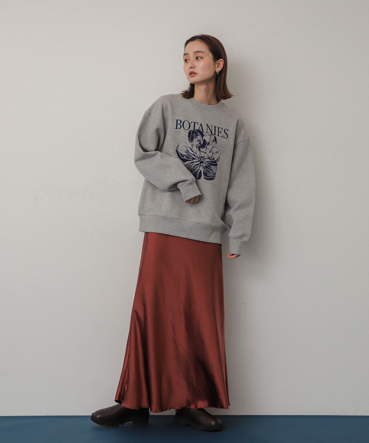 SENSE OF PLACE by URBAN RESEARCH「『WEB/一部店舗限定サイズ』ナローサテンスカート」|スカート|