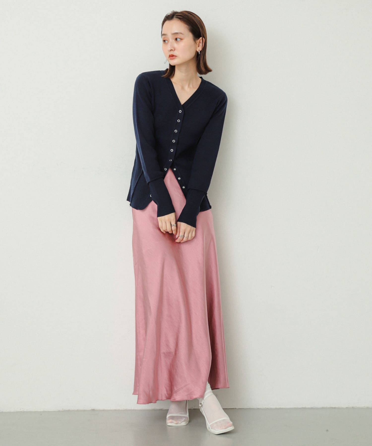 SENSE OF PLACE by URBAN RESEARCH「『WEB/一部店舗限定サイズ』ナローサテンスカート」|スカート|