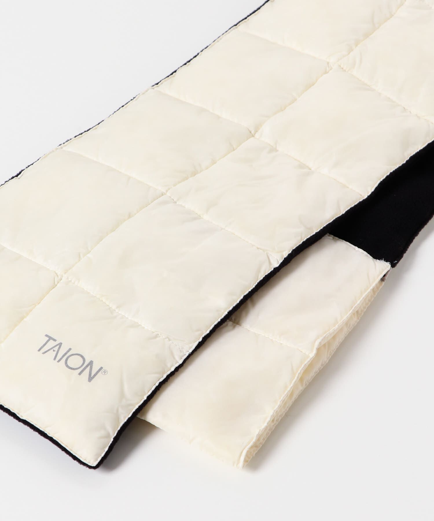 SENSE OF PLACE by URBAN RESEARCH「TAION　BASIC DOWN SCARF」|マフラー|