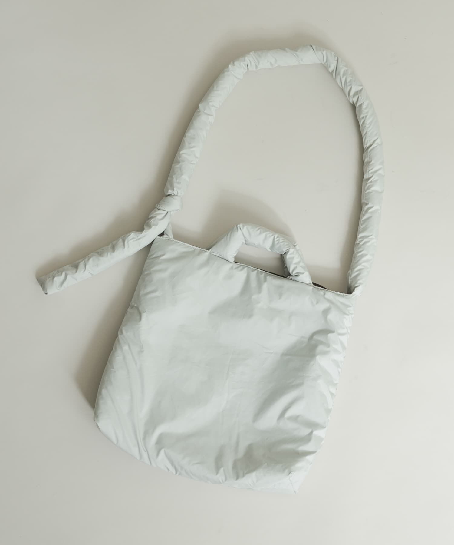 SENSE OF PLACE by URBAN RESEARCH「パデッドボリュームショルダー」|ショルダー・メッセンジャー|ライトブルー