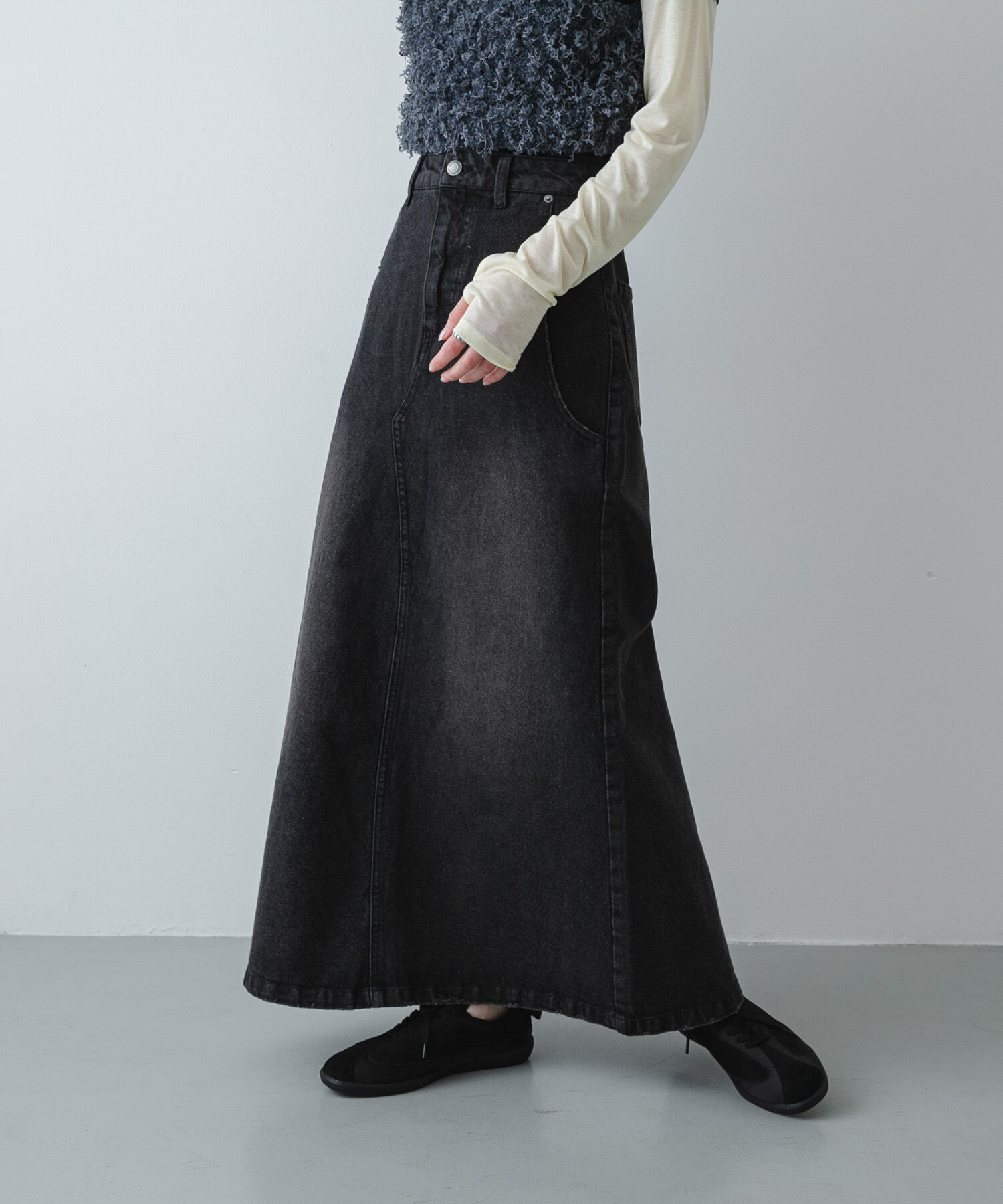 SENSE OF PLACE by URBAN RESEARCH「セミフレアデニムスカート」|スカート|