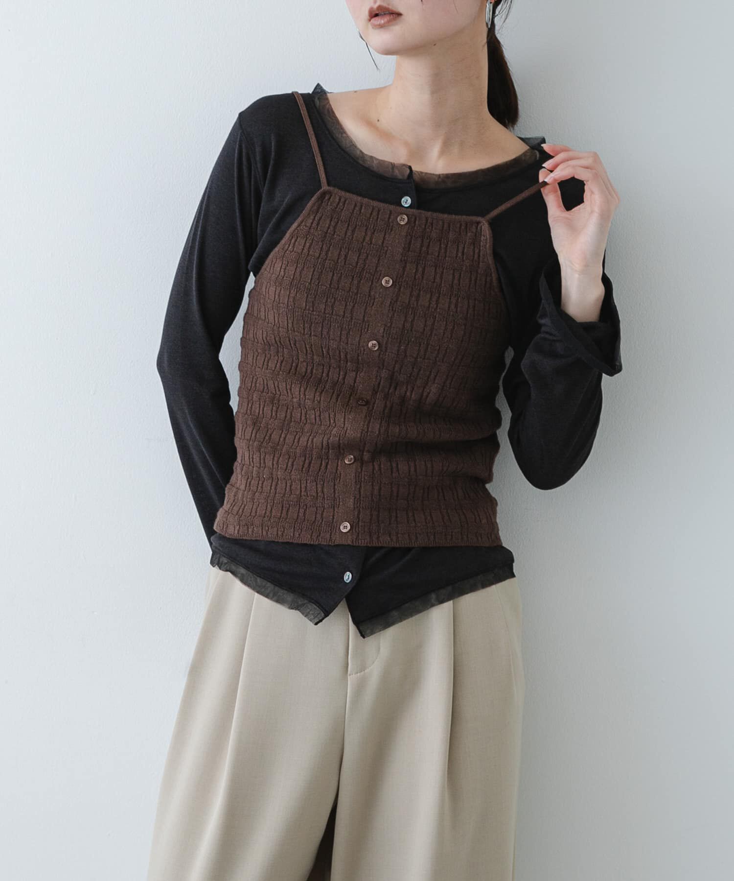 SENSE OF PLACE by URBAN RESEARCH「『洗濯可』ホルターネックボタンビスチェ」|その他|ブラウン