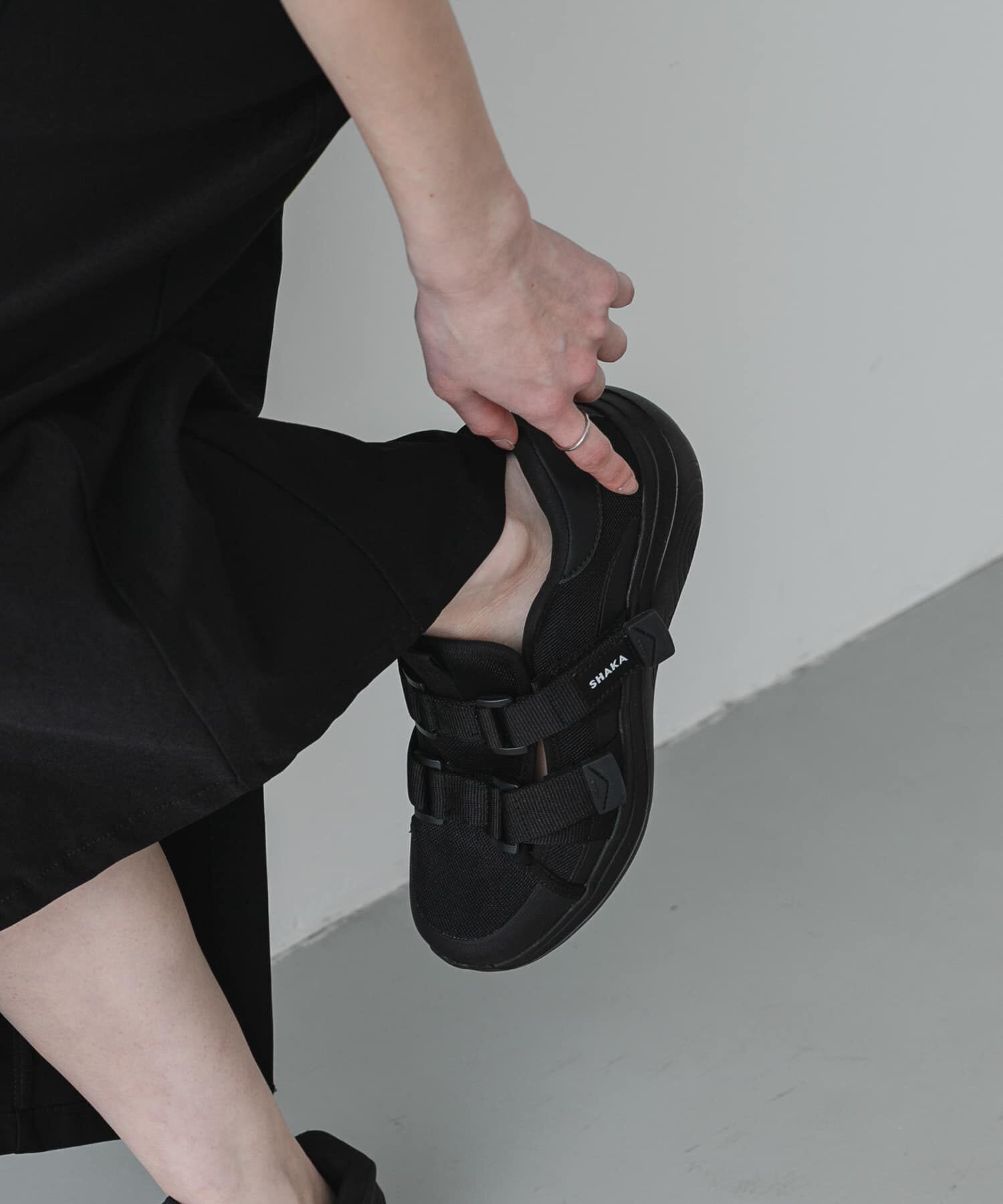 SENSE OF PLACE by URBAN RESEARCH「SHAKA　FREE SLIDER WEB GEF」|サンダル|