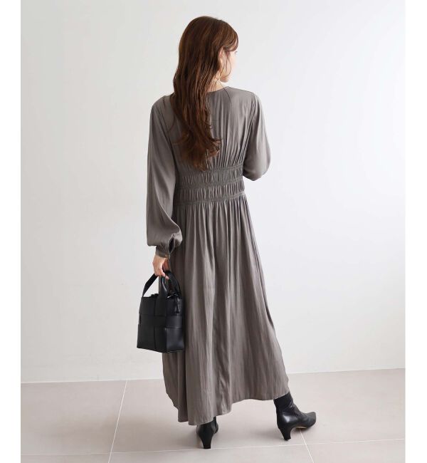 le.coeur blanc「シャーリングVネックワンピース」|ワンピース|