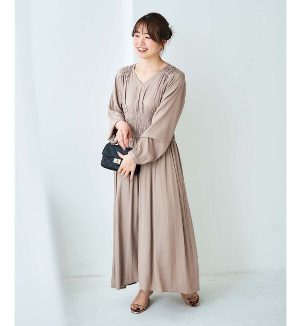 le.coeur blanc「シャーリングVネックワンピース」|ワンピース|