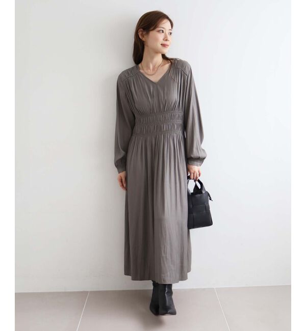 le.coeur blanc「シャーリングVネックワンピース」|ワンピース|カーキグリーン