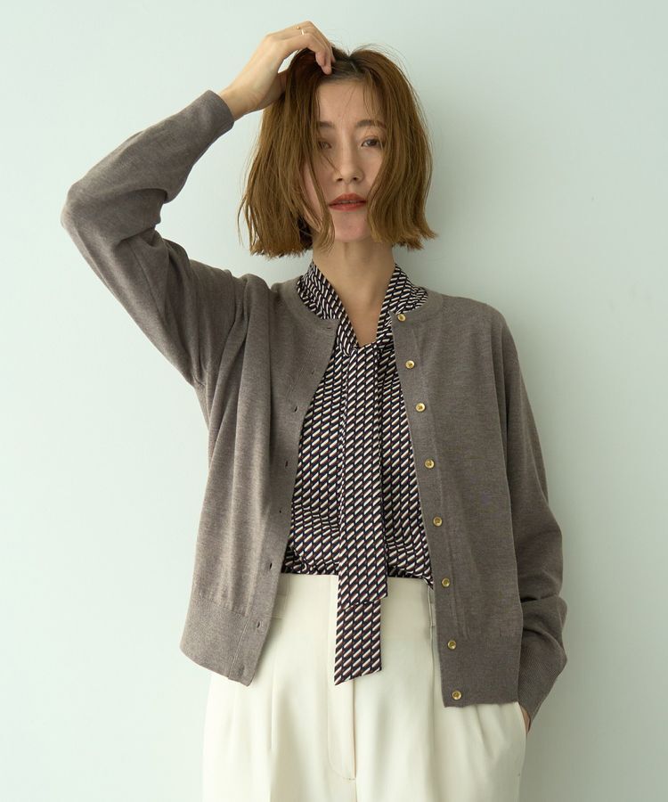 YECCA VECCA「金釦クルーネックカーディガン」|カーディガン|Dark beige
