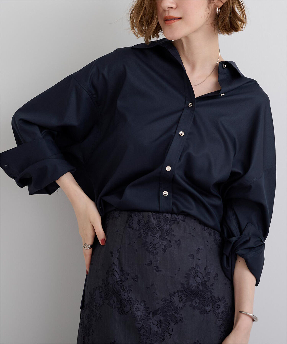 ur's「サテンライクオーバーシャツ」|シャツ・ブラウス|