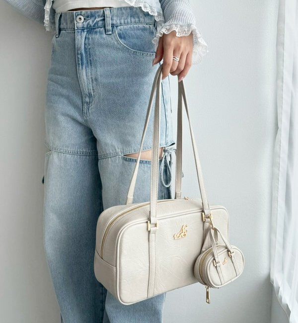  「チャーム付きスクエアボストン」|ショルダー・メッセンジャー|