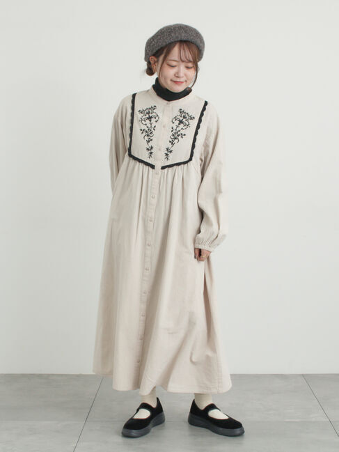 Samansa Mos2「【S/Mサイズ】切替配色刺繍ワンピース」|ワンピース|
