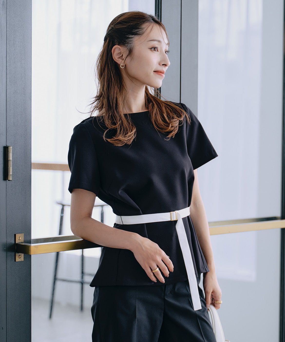 Maglie le cassetto「《M Maglie le cassetto&times;吉田理紗》凛と&ldquo;サマみえ&rdquo;ペプラムブラウス」|シャツ・ブラウス|ブラック