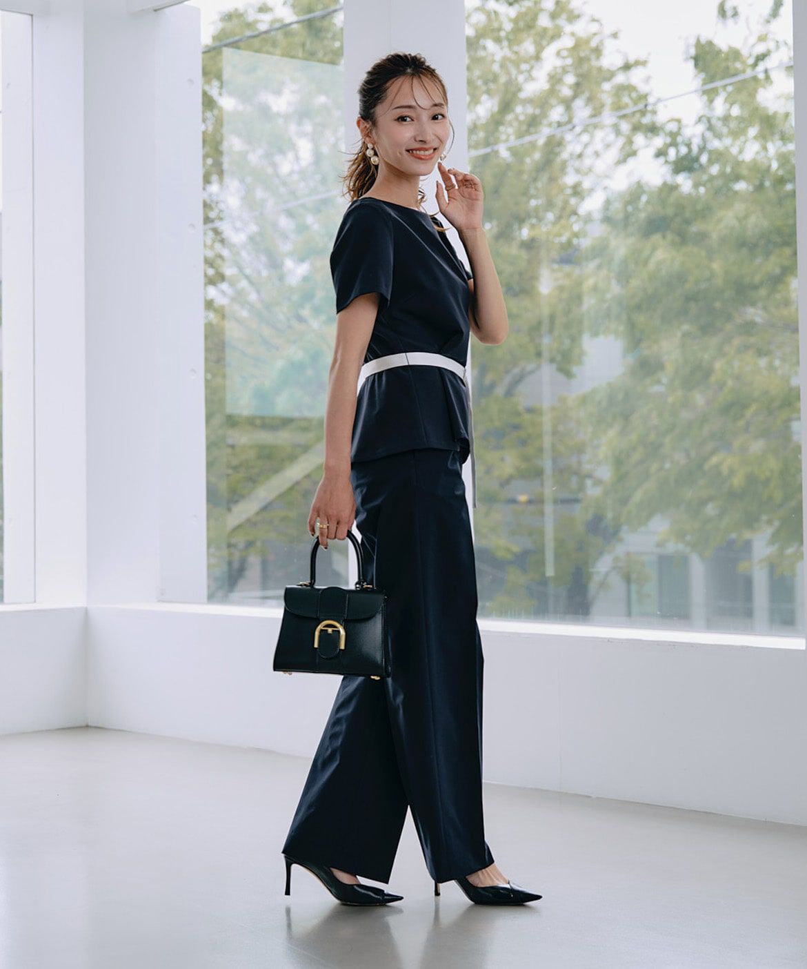 Maglie le cassetto「《M Maglie le cassetto&times;吉田理紗》凛と&ldquo;サマみえ&rdquo;ペプラムブラウス」|シャツ・ブラウス|