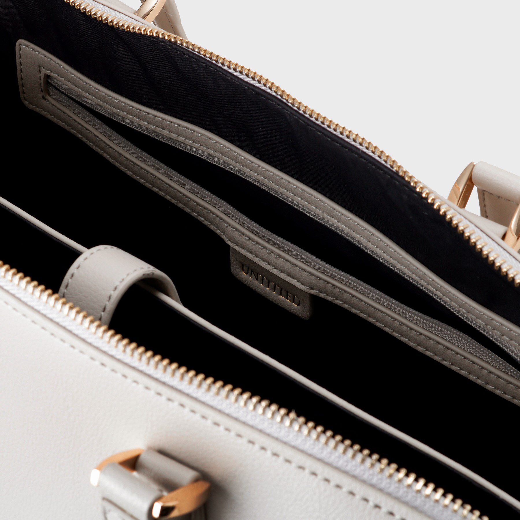 UNTITLED「【A4書類・PC収納可】お仕事トート」|トートバッグ|