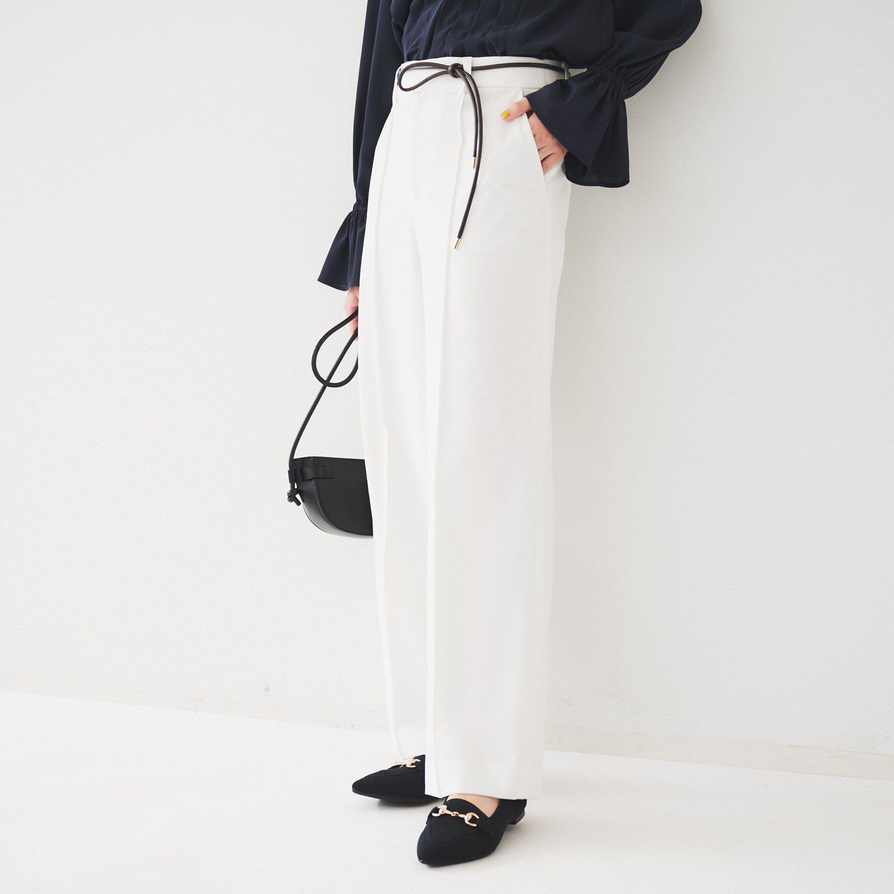 UNTITLED「ストレッチストレートパンツ」|その他|オフホワイト(003