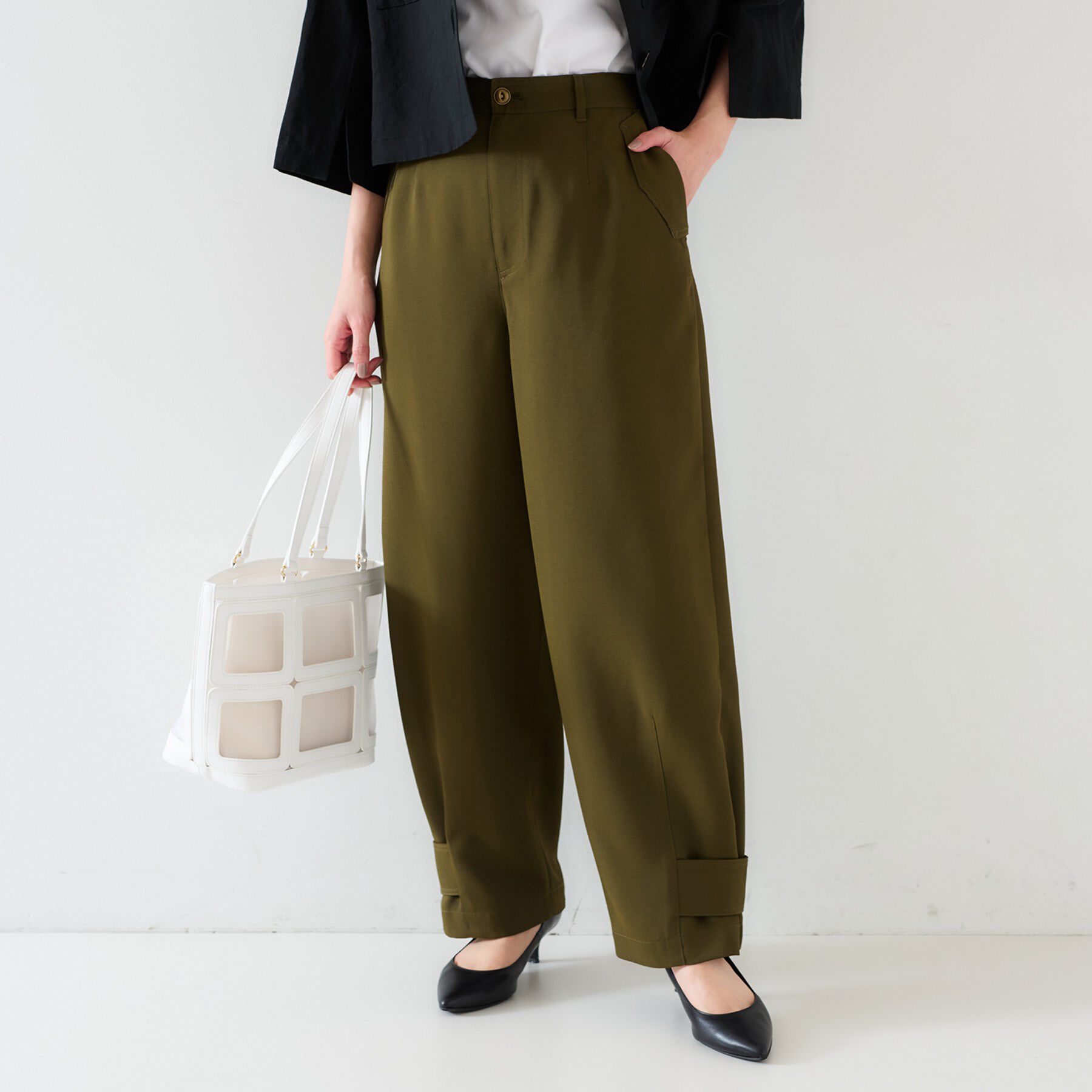 UNTITLED「【トレンド/手洗い可】ミリタリーライク カーブパンツ」|その他|カーキ(027)