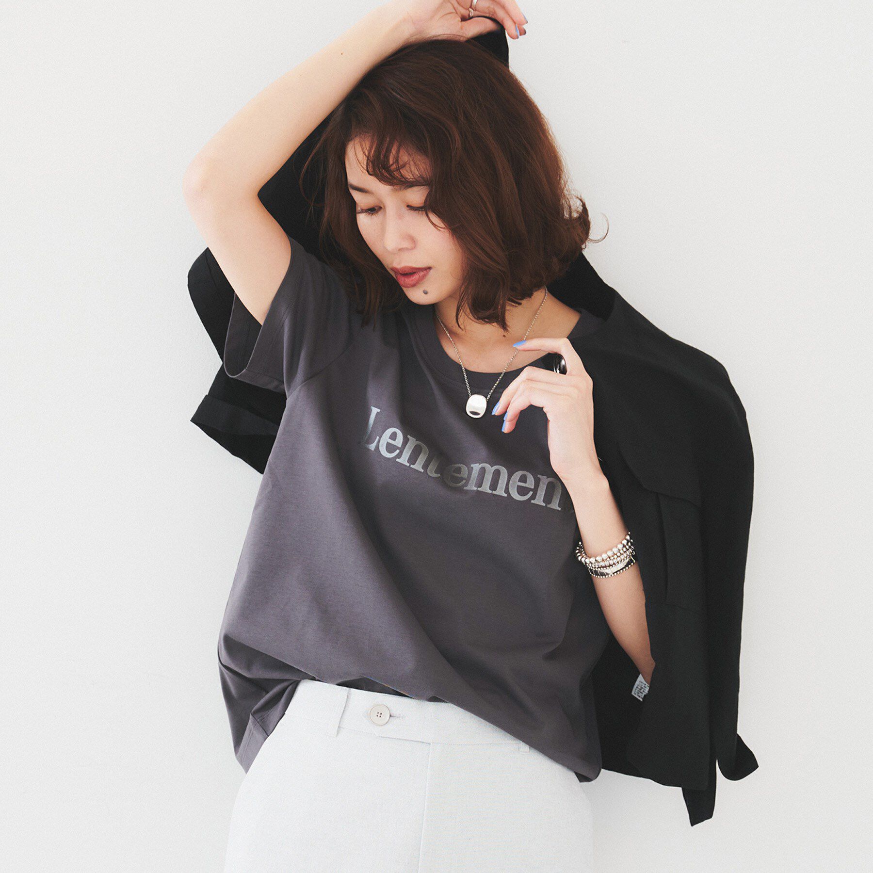 UNTITLED「【洗える/ロゴ】プリントジャージTシャツ」|Tシャツ・カットソー|チャコールグレー(1