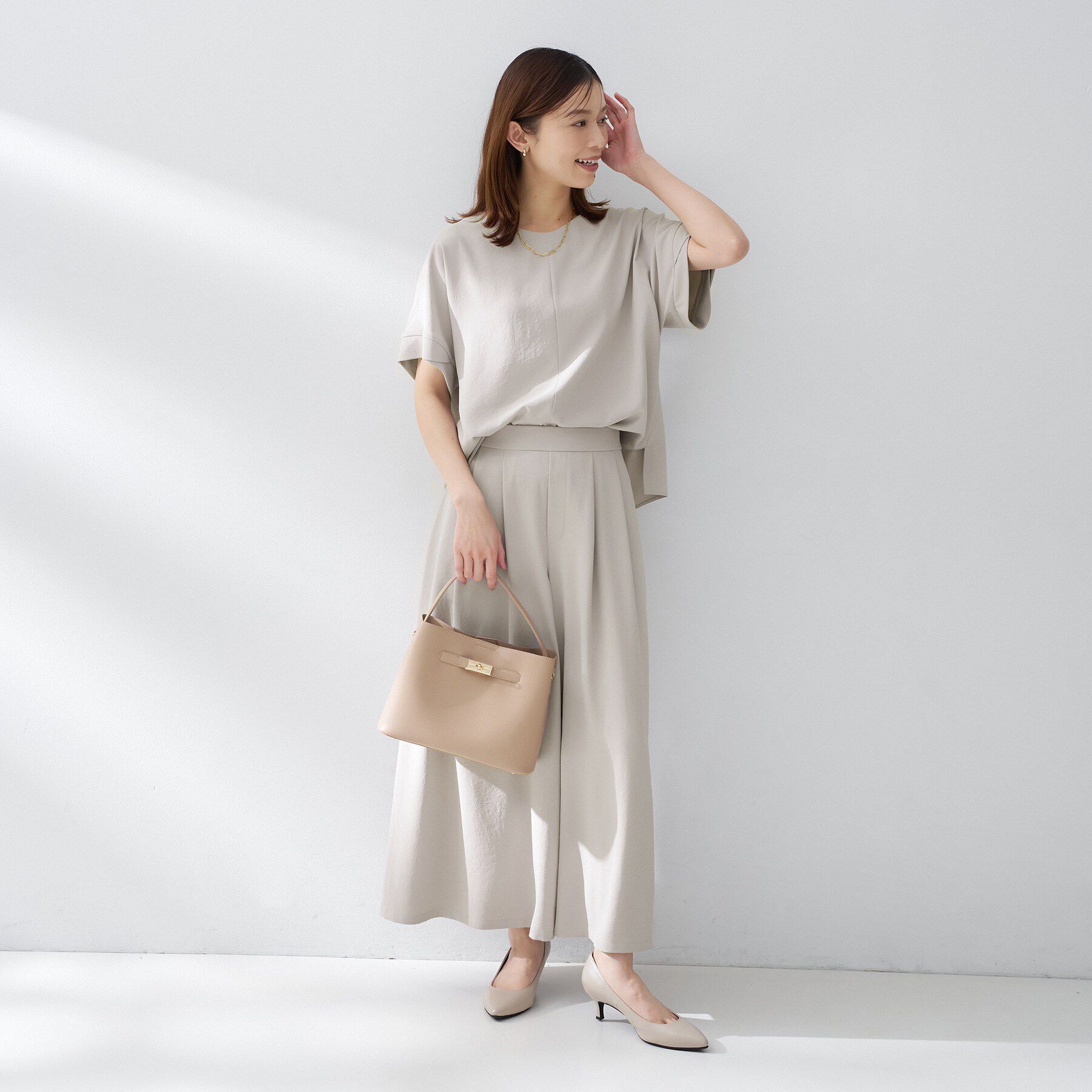 UNTITLED「【夏の名品セットアップが今年も登場！/はっ水/遮熱】リラクミスト 前後2WAYブラウス」|シャツ・ブラウス|