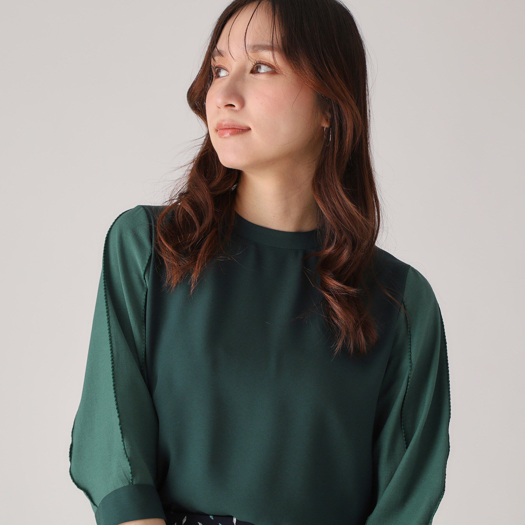 COUP DE CHANCE「【洗える／刺しゅうディテール】袖デザインブラウス」|シャツ・ブラウス|グリーン(024)