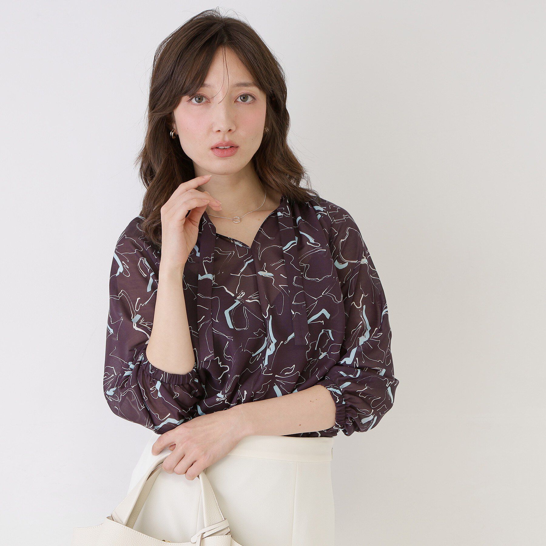 COUP DE CHANCE「【手洗い可/通勤服】シアーローン花柄ブラウス」|シャツ・ブラウス|