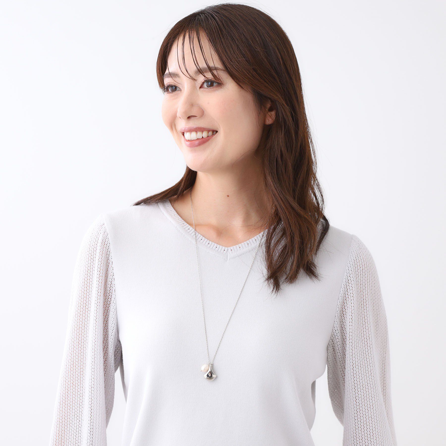 Reflect「【チェーン長さ調節可】リーフパーツ&times;淡水パールネックレス」|ネックレス|