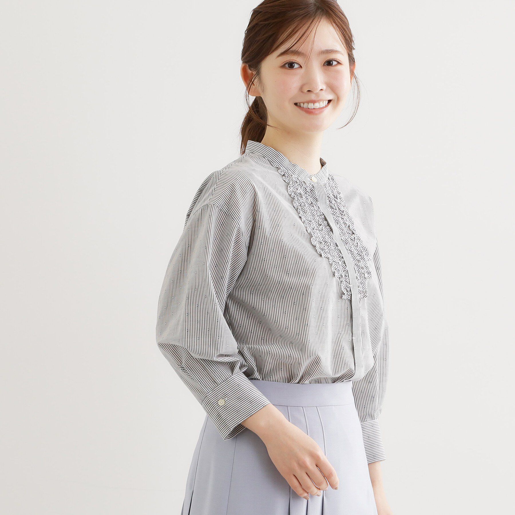 Reflect「【接触冷感】八分袖フロントフリルブラウス」|シャツ・ブラウス|