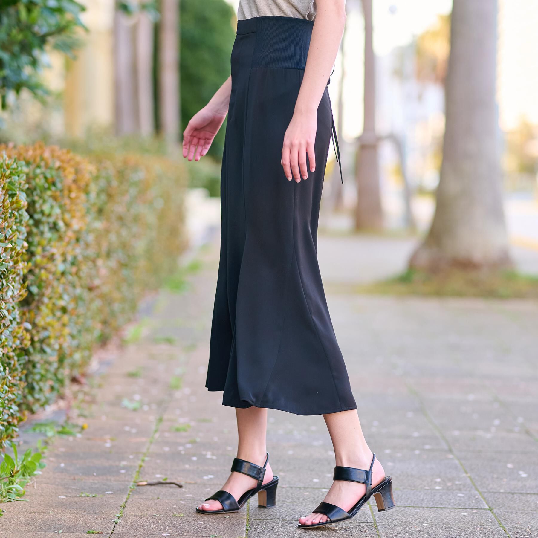 DRESSTERIOR「バックストラップマーメイドスカート」|スカート|