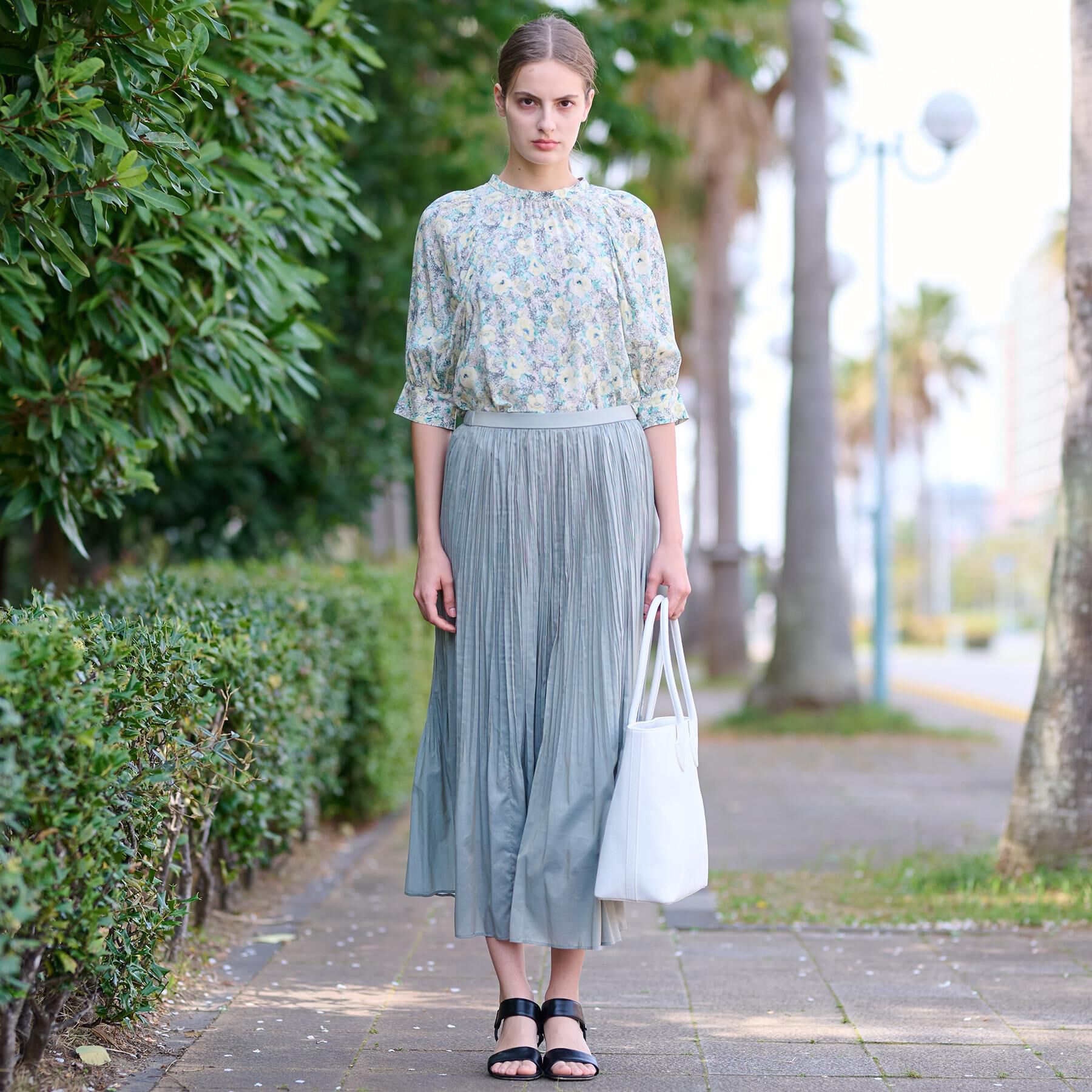 DRESSTERIOR「【着映え／花柄】フラワープリントボリュームスリーブブラウス」|シャツ・ブラウス|