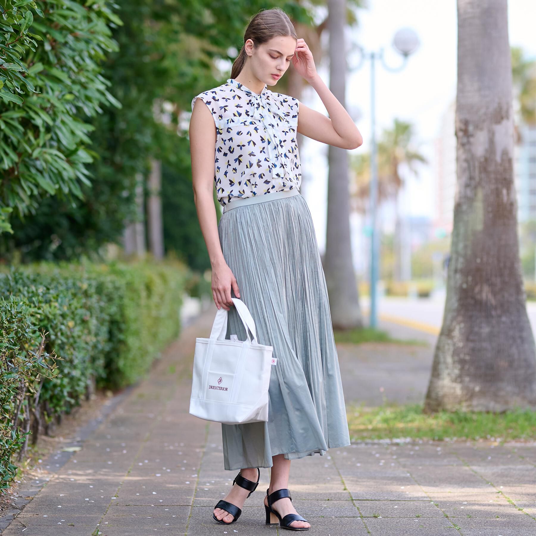 DRESSTERIOR「【洗える/きれいめ】シアーリーフプリントボウタイブラウス」|シャツ・ブラウス|