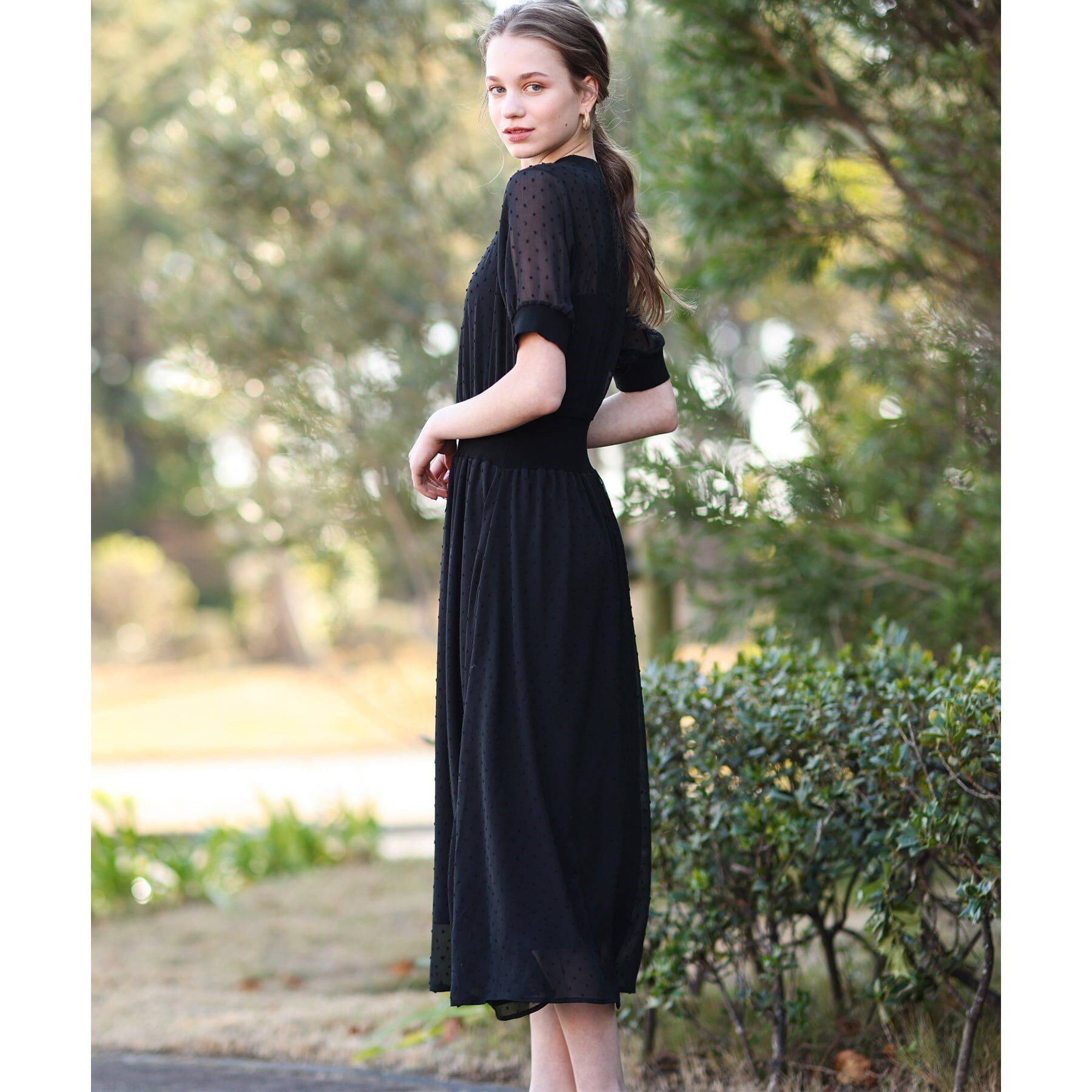 DRESSTERIOR「【otonaMUSE5月号掲載/ウォッシャブル】ドットカットジャガードドレス」|ワンピース|