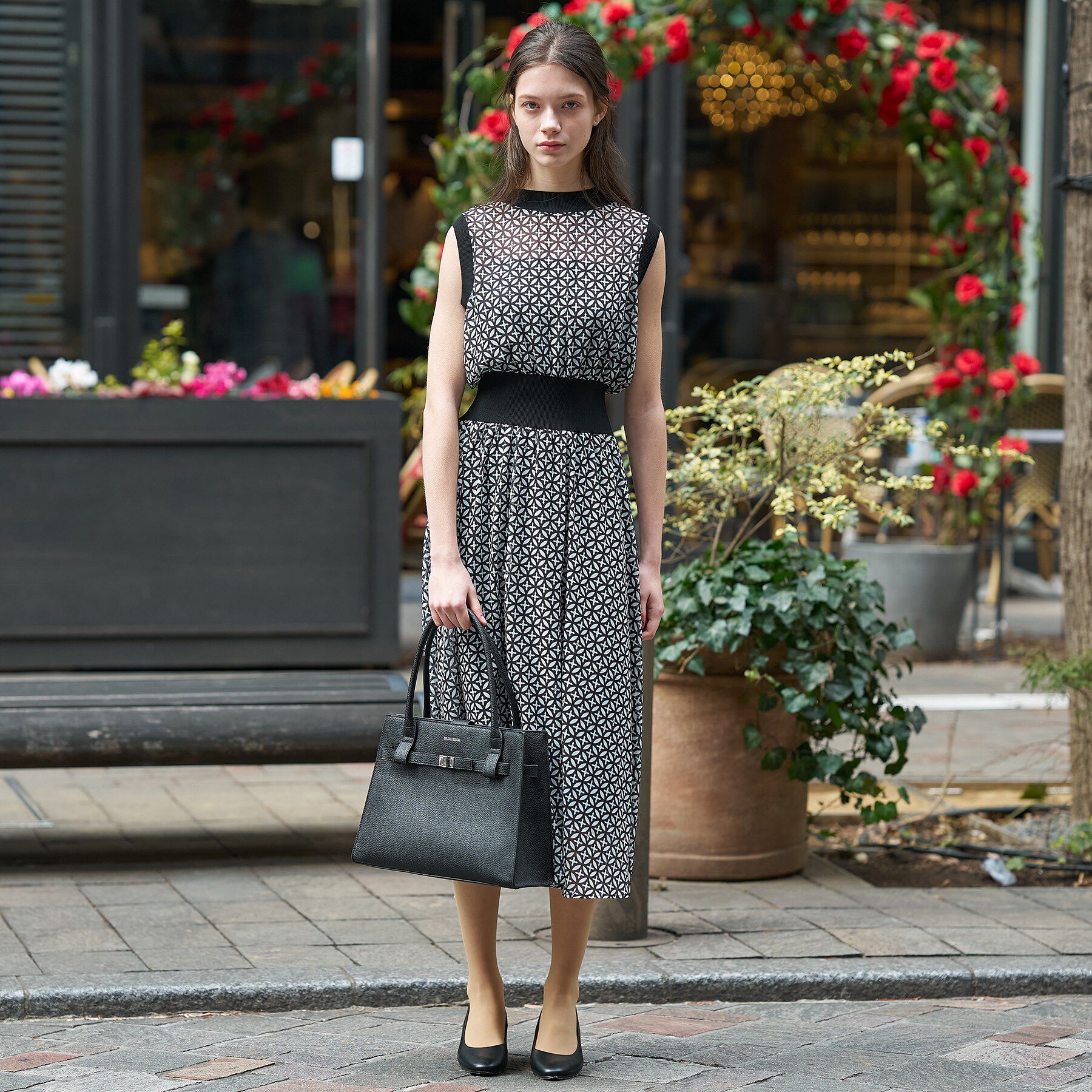 DRESSTERIOR「【ウォッシャブル】オーバーラップサークル シアーノースリーブドレス」|ワンピース|