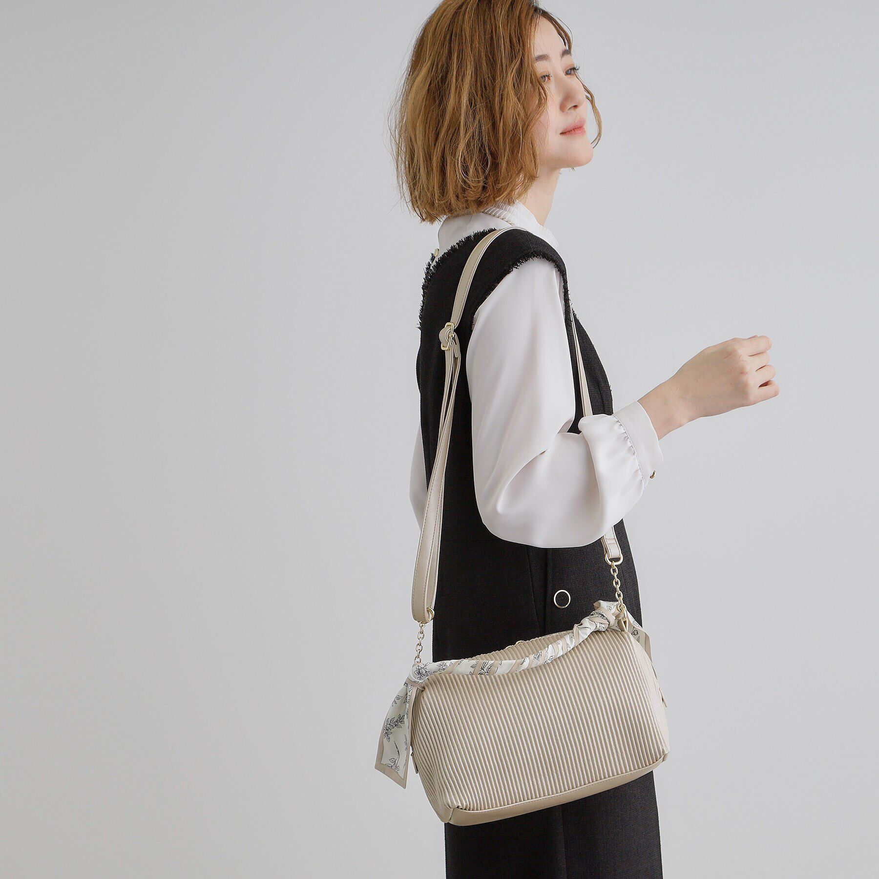 grove「人間工学プリーツサイドチェーンショルダー」|ショルダー・メッセンジャー|