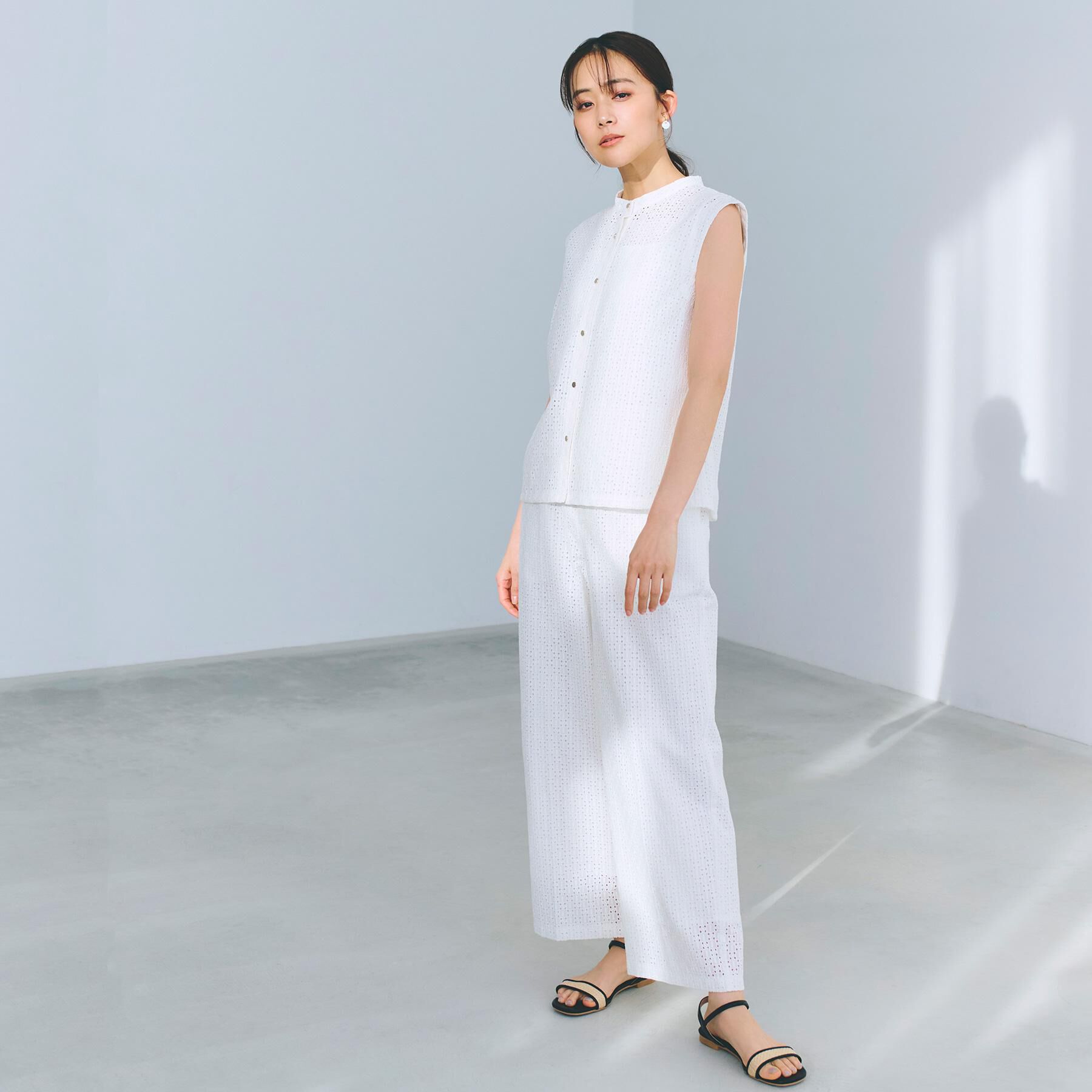 grove「繊細なレースで魅せるエンブロイダリーレースバンドカラーシャツ」|シャツ・ブラウス|