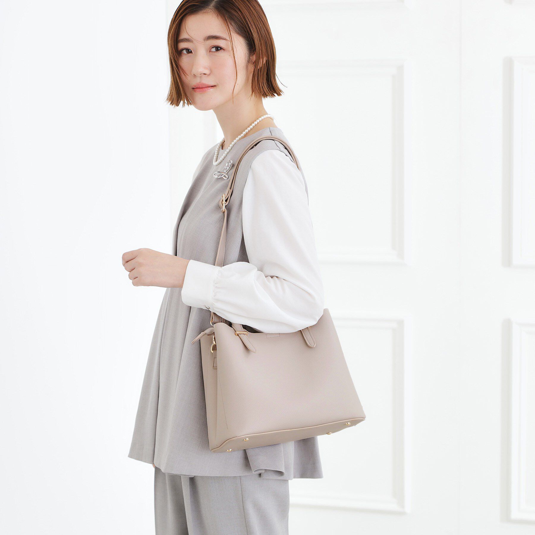 grove「【人間工学】あおりメタルバー2WAYトート」|トートバッグ|