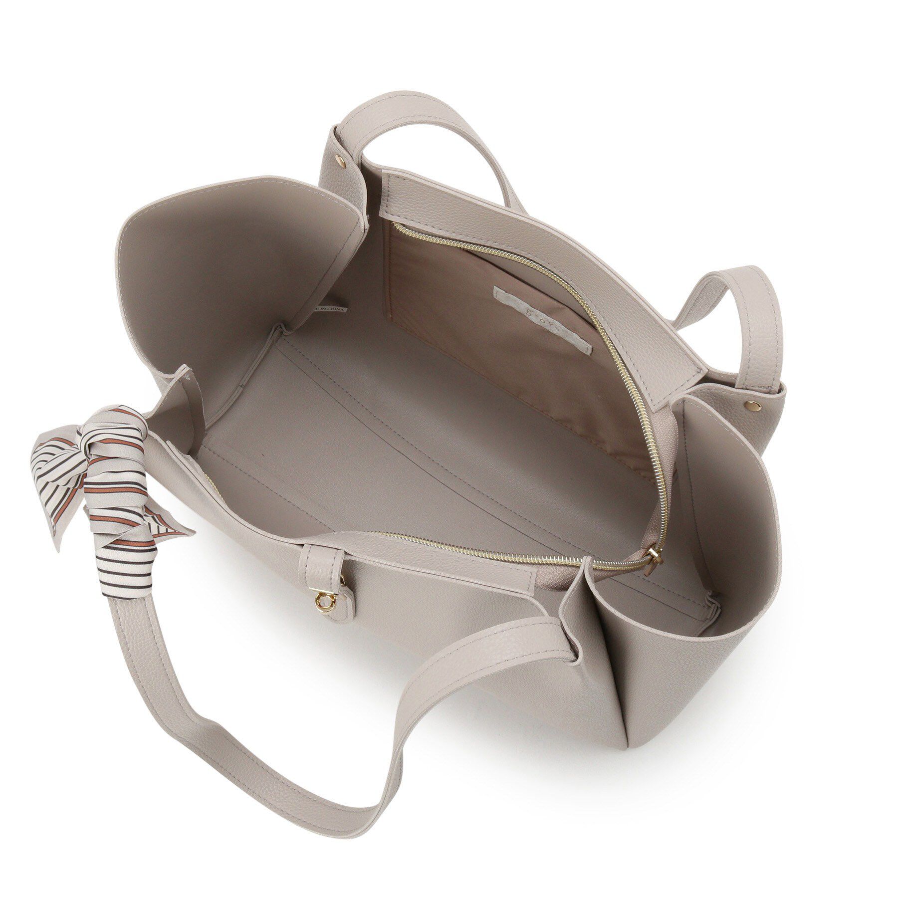 grove「【人間工学/A4】タックベルトヒネリスカーフトート」|トートバッグ|