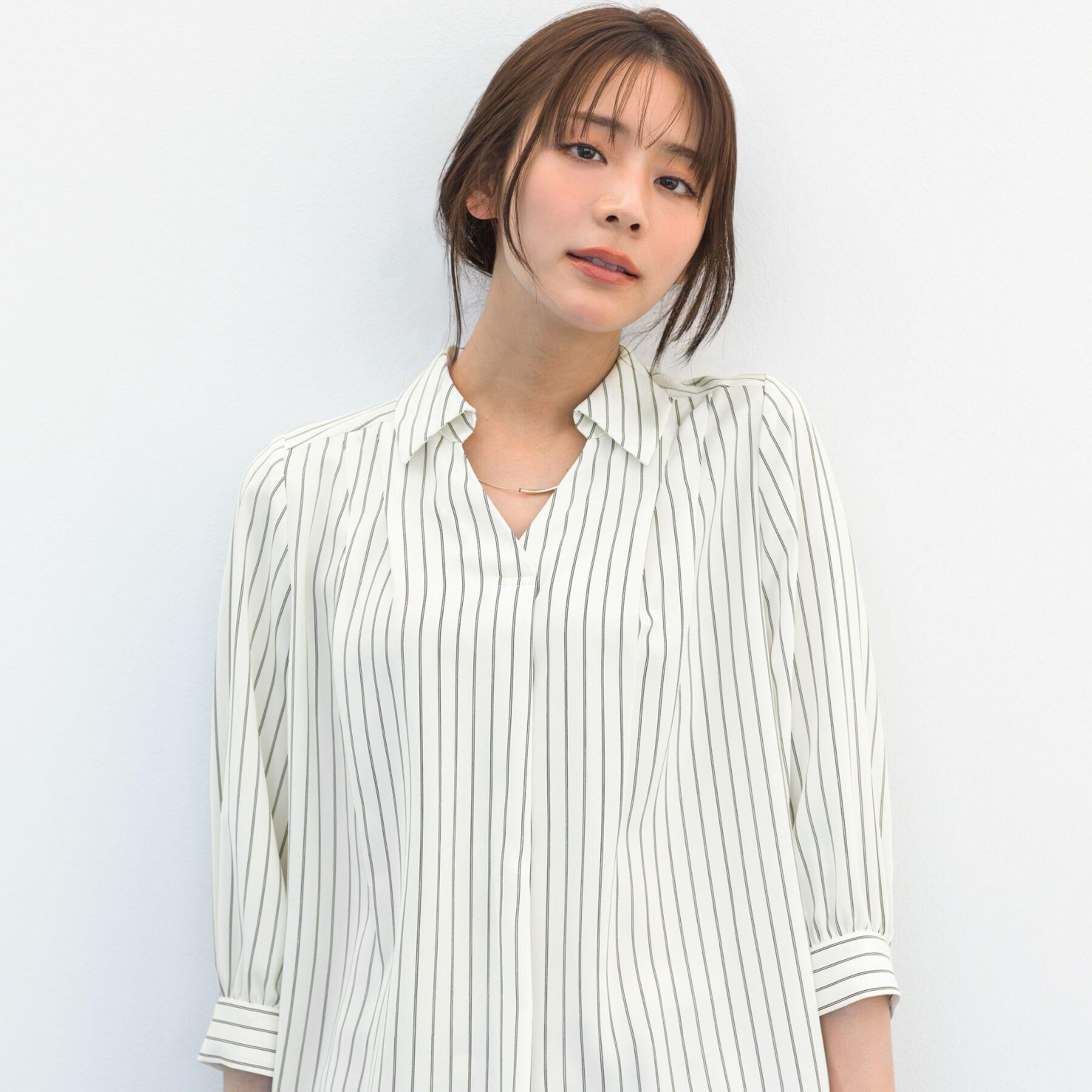 grove「【貴島明日香さん着用・洗える】チャーム付きマルチWAYボウタイブラウス」|シャツ・ブラウス|