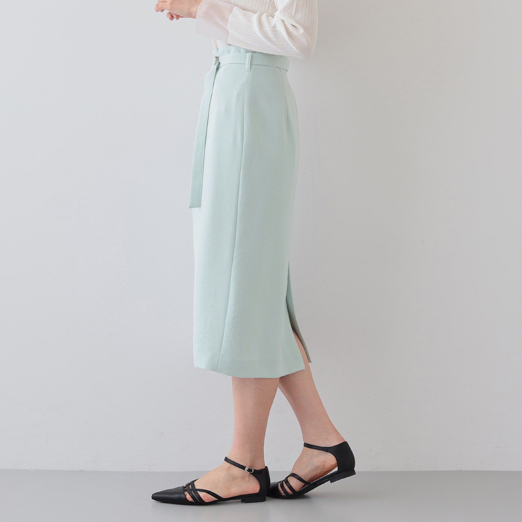 INDIVI「【着る日傘/遮熱/UVケア】ベルト付ストレートラインスカート」|スカート|