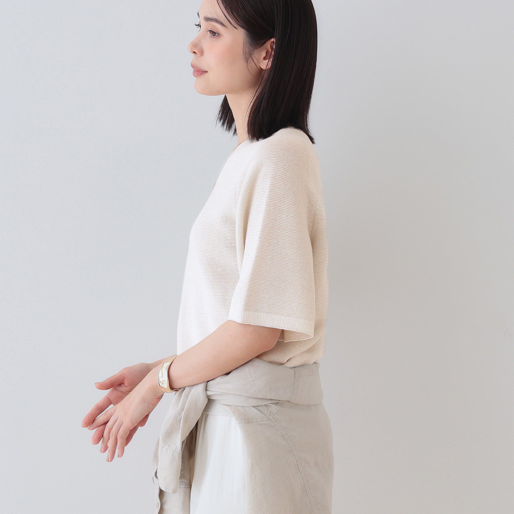 INDIVI「新色登場！【上品ラメ素材】フレアスリーブニット」|ニット・セーター|