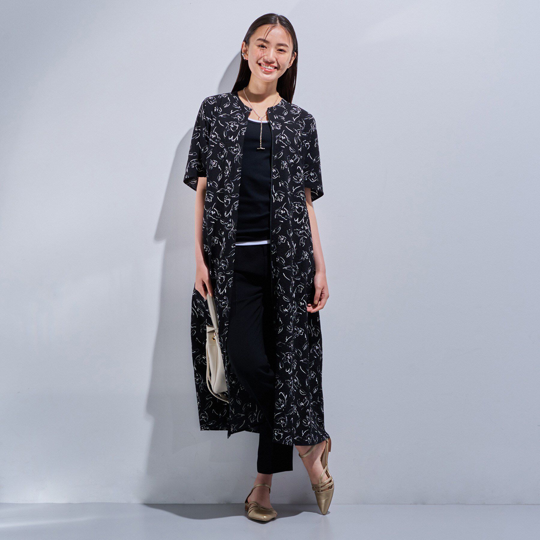 INDIVI「【洗える／UVケア／羽織り可能】フラワー柄前あきワンピース」|ワンピース|