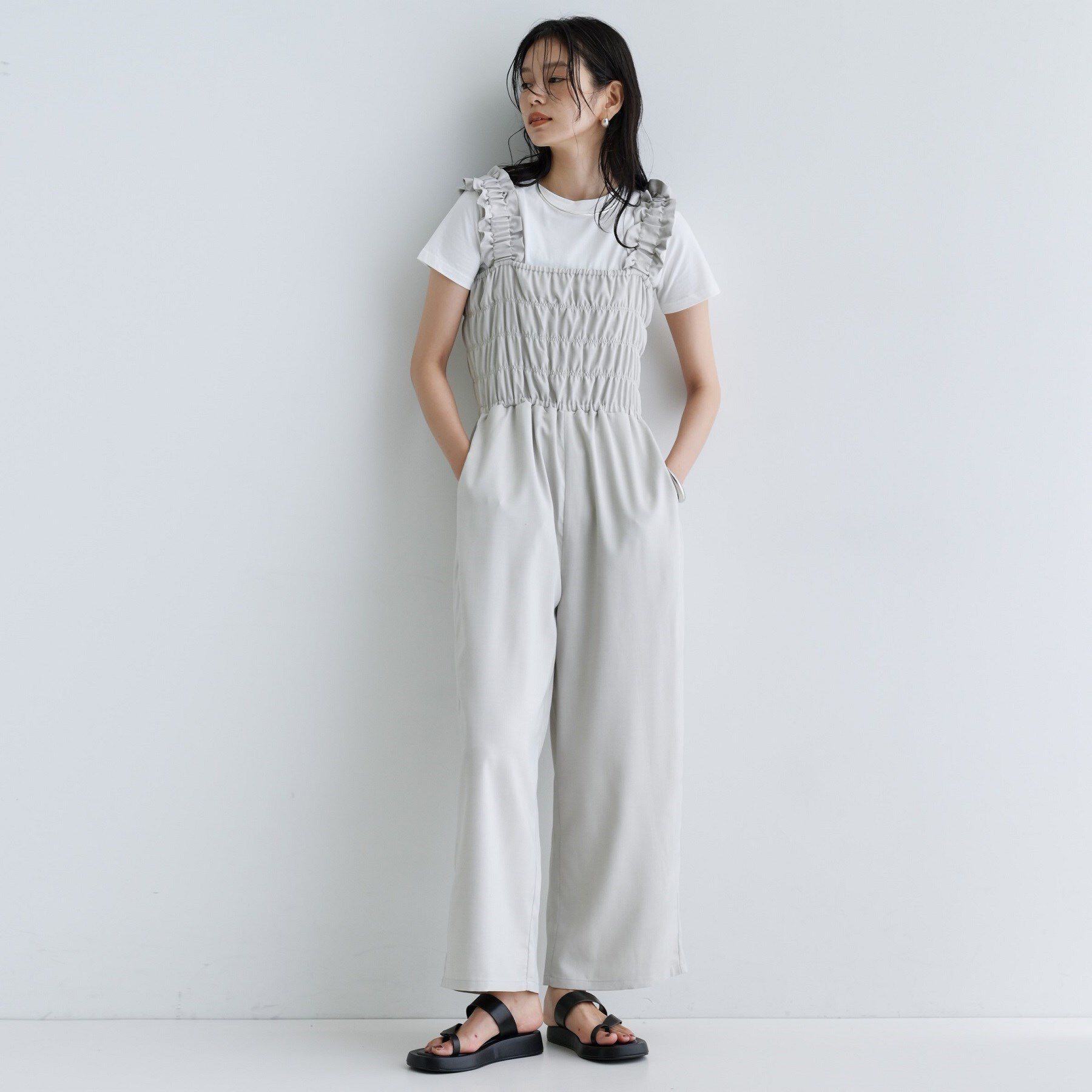 GALLEST「【一部店舗限定】ショルダーシャーリングサロペット」|オールインワン|