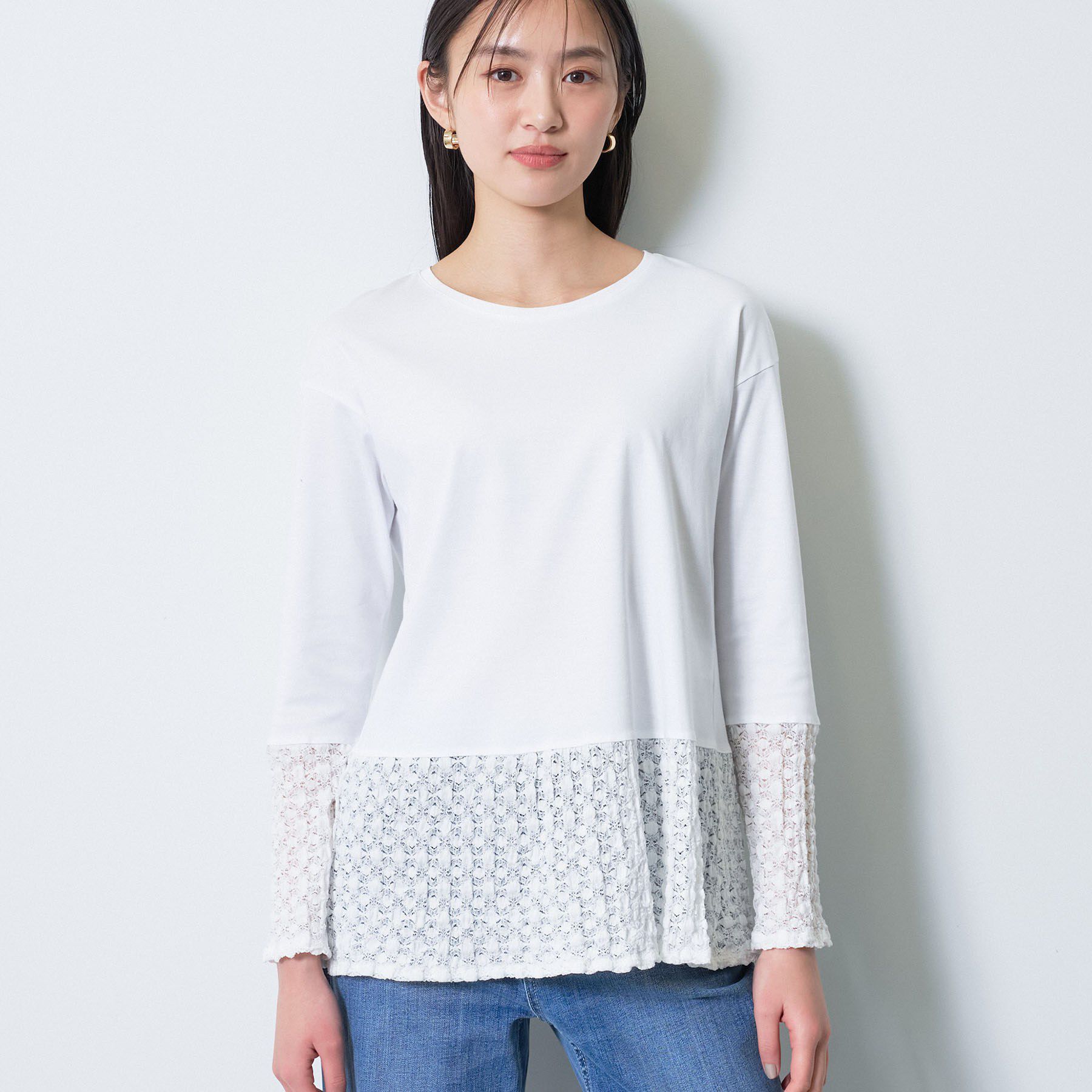 INDIVI「【洗える／レイヤードにおすすめ】シャーリングレース ロングTシャツ」|Tシャツ・カットソー|