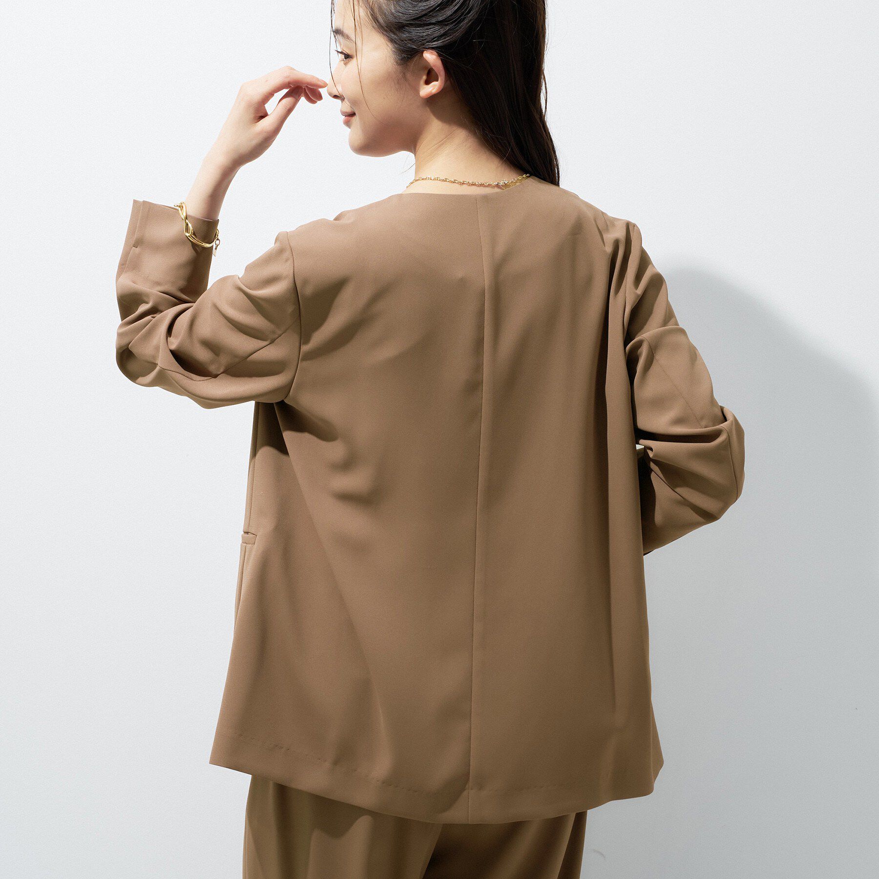 INDIVI「【さらに軽く軽快！／着る日傘】ノーカラージャケット」|ノーカラージャケット|