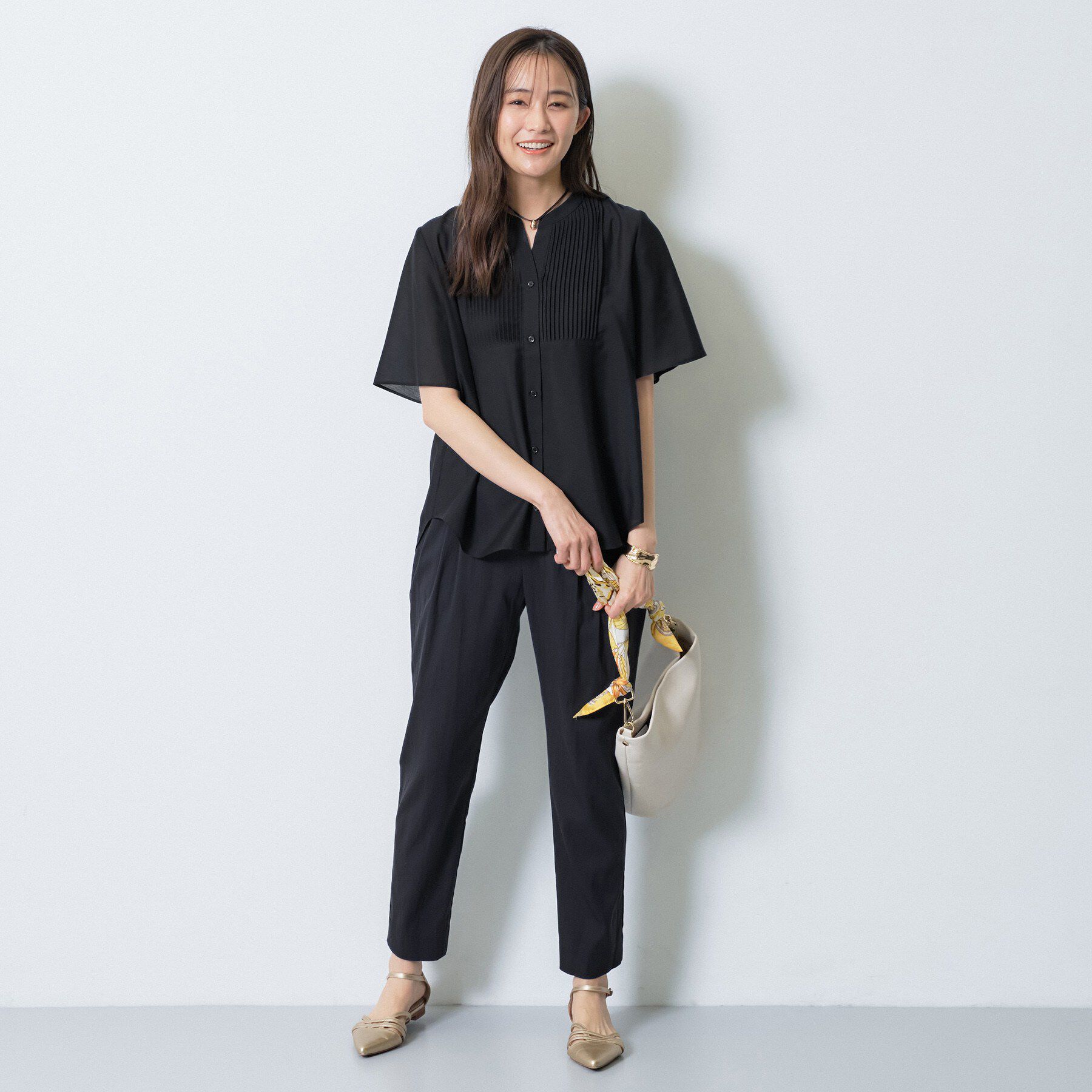 INDIVI「【洗える】シアーシャンブレーピンタックブラウス」|シャツ・ブラウス|