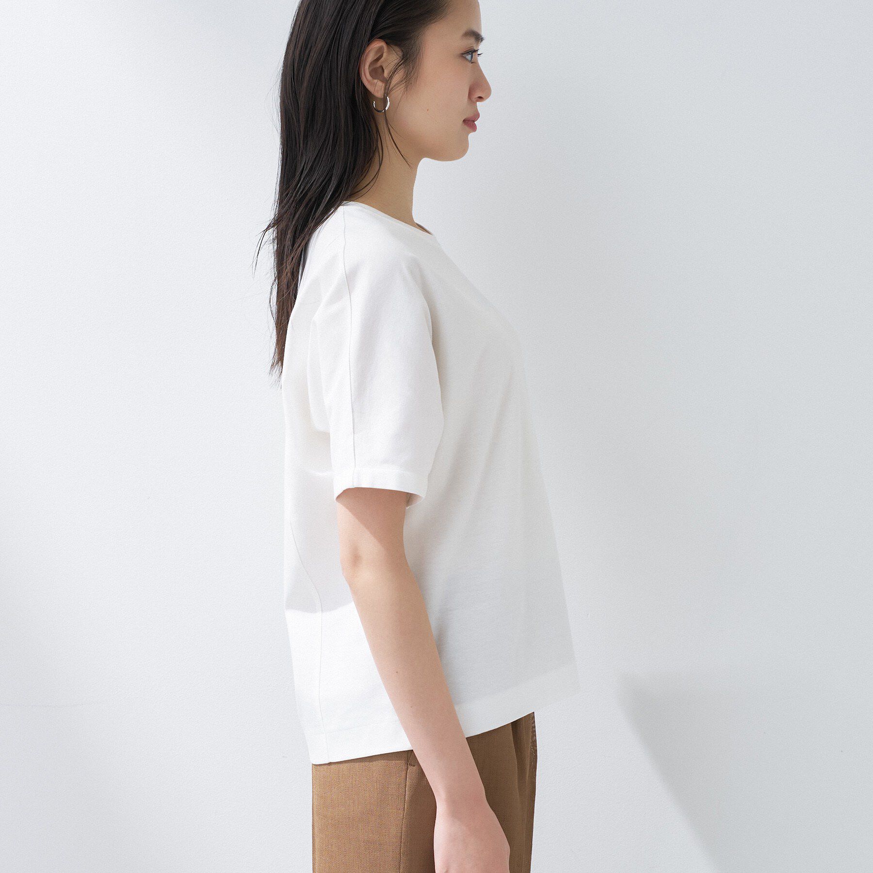 INDIVI「【汗ジミ防止／褒められTシャツ】上品カジュアル！ドルマンTシャツ」|Tシャツ・カットソー|