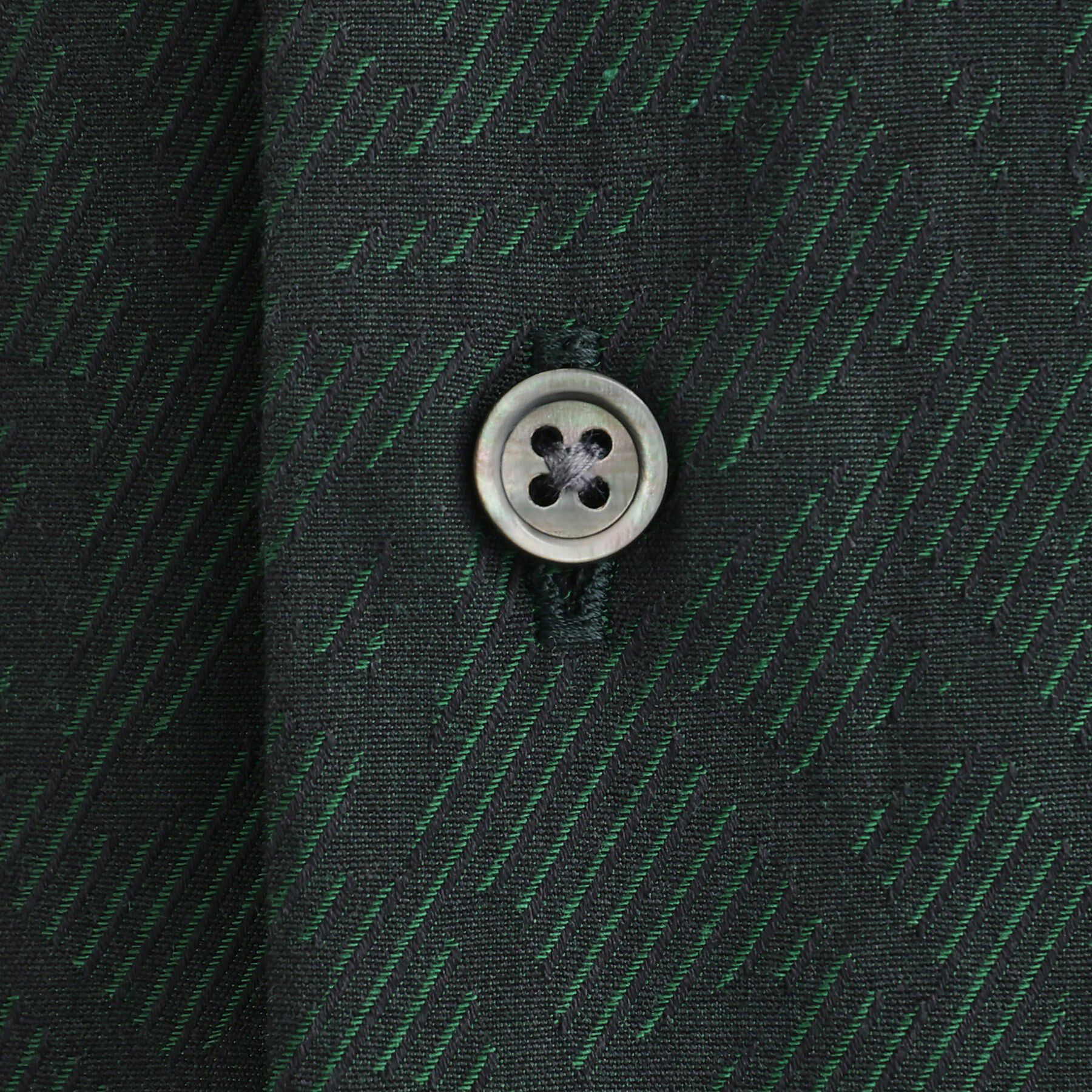 TAKEO KIKUCHI「ランダムロゴ ドビーシャツ」|シャツ・ブラウス|