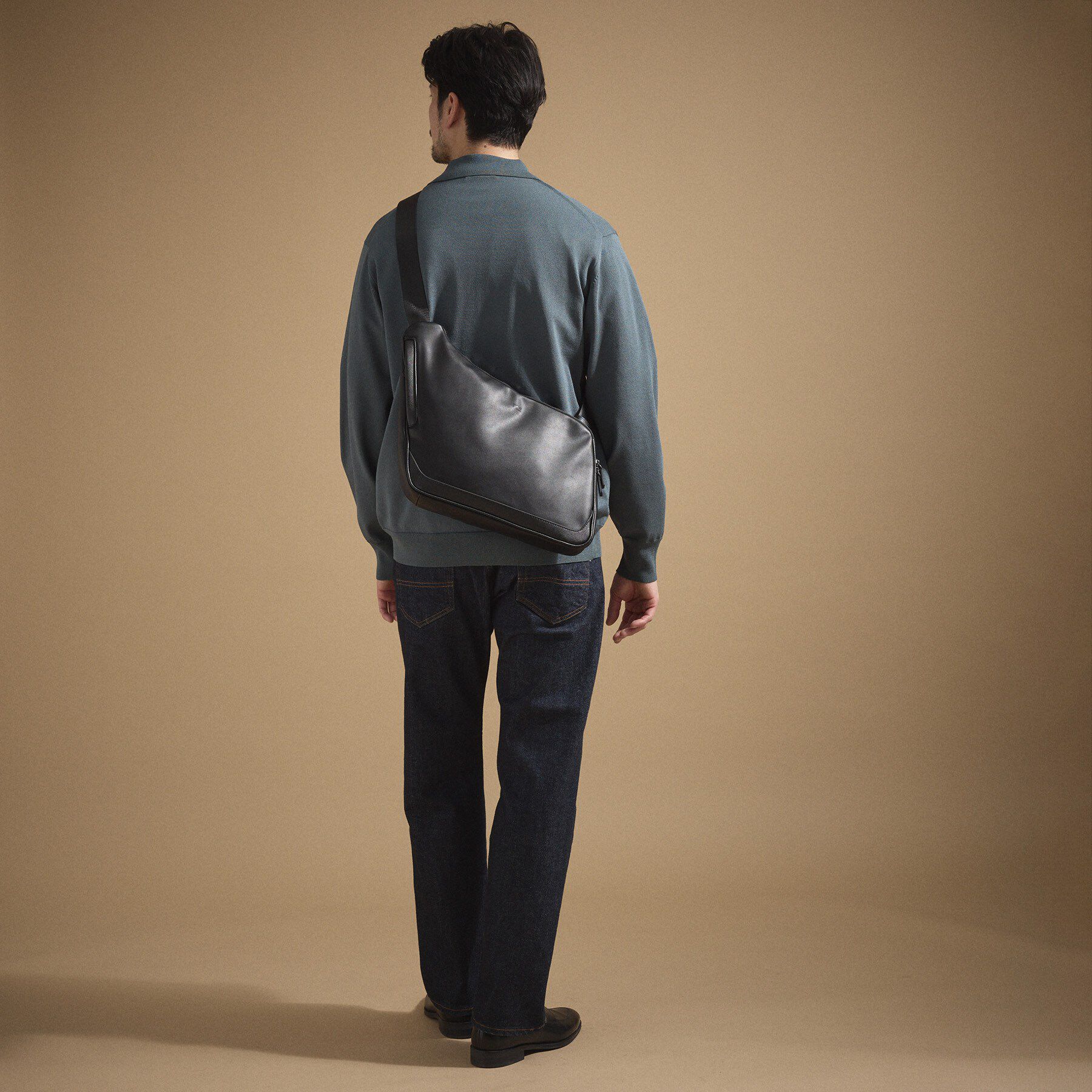 TAKEO KIKUCHI「【ペットボトル、ガジェット収納】エディターズショルダーバッグ」|ショルダー・メッセンジャー|