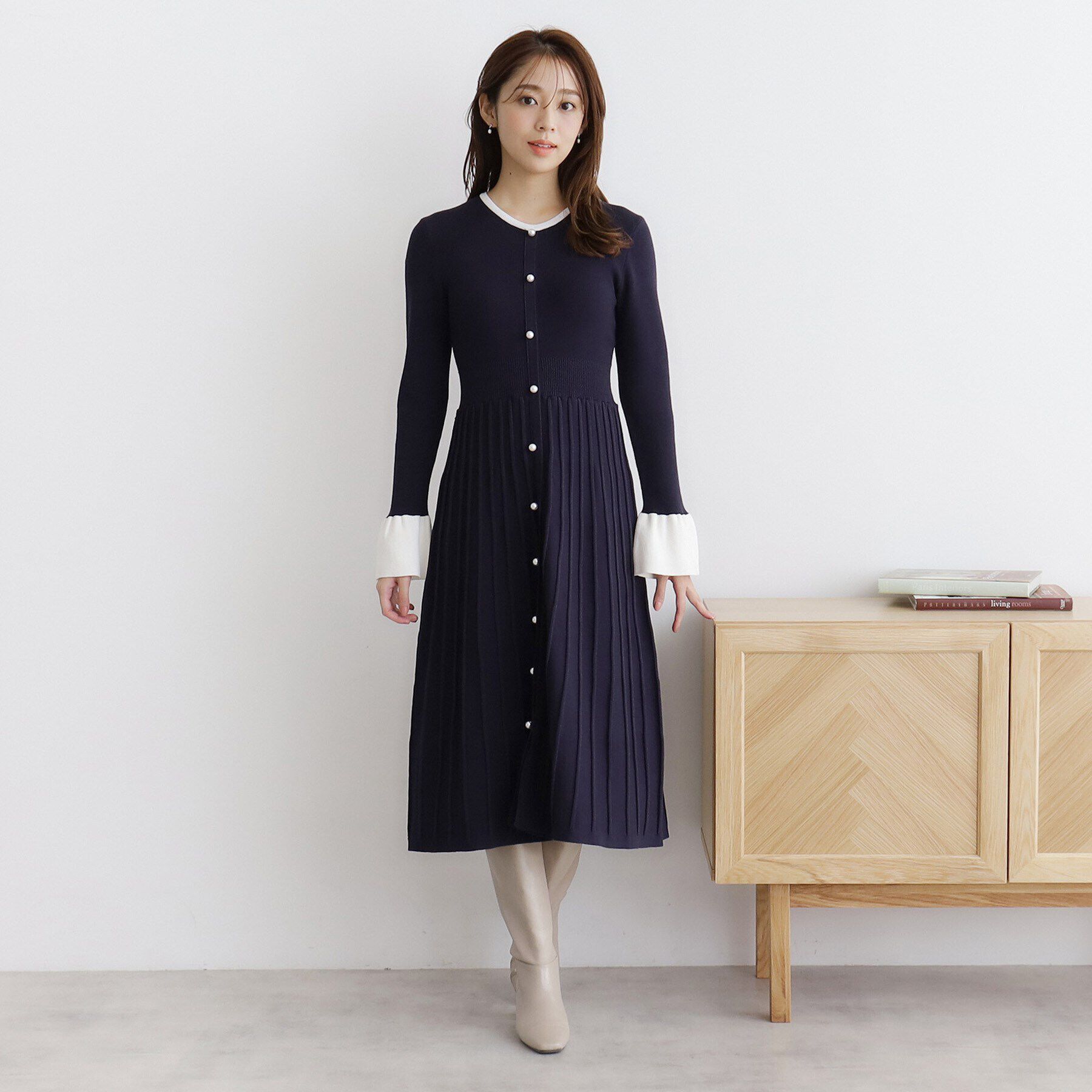 index「《美人百花掲載》パール調デザインバイカラーニットワンピース【洗濯機洗い可】」|ワンピース|