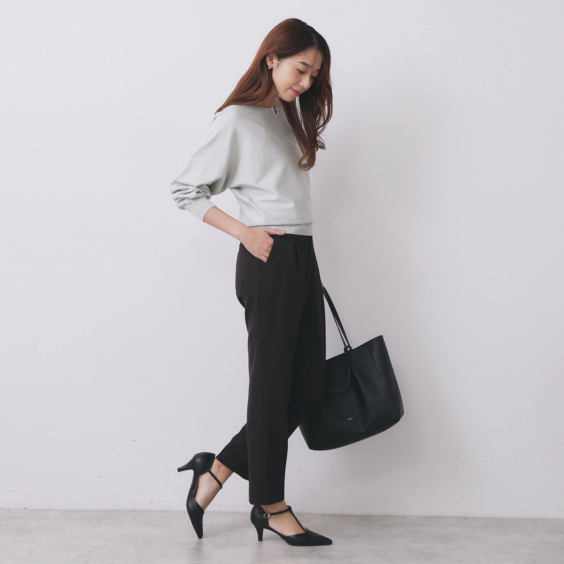 index「ビジューキーネックドルマンニット【洗濯機OK】」|ニット・セーター|