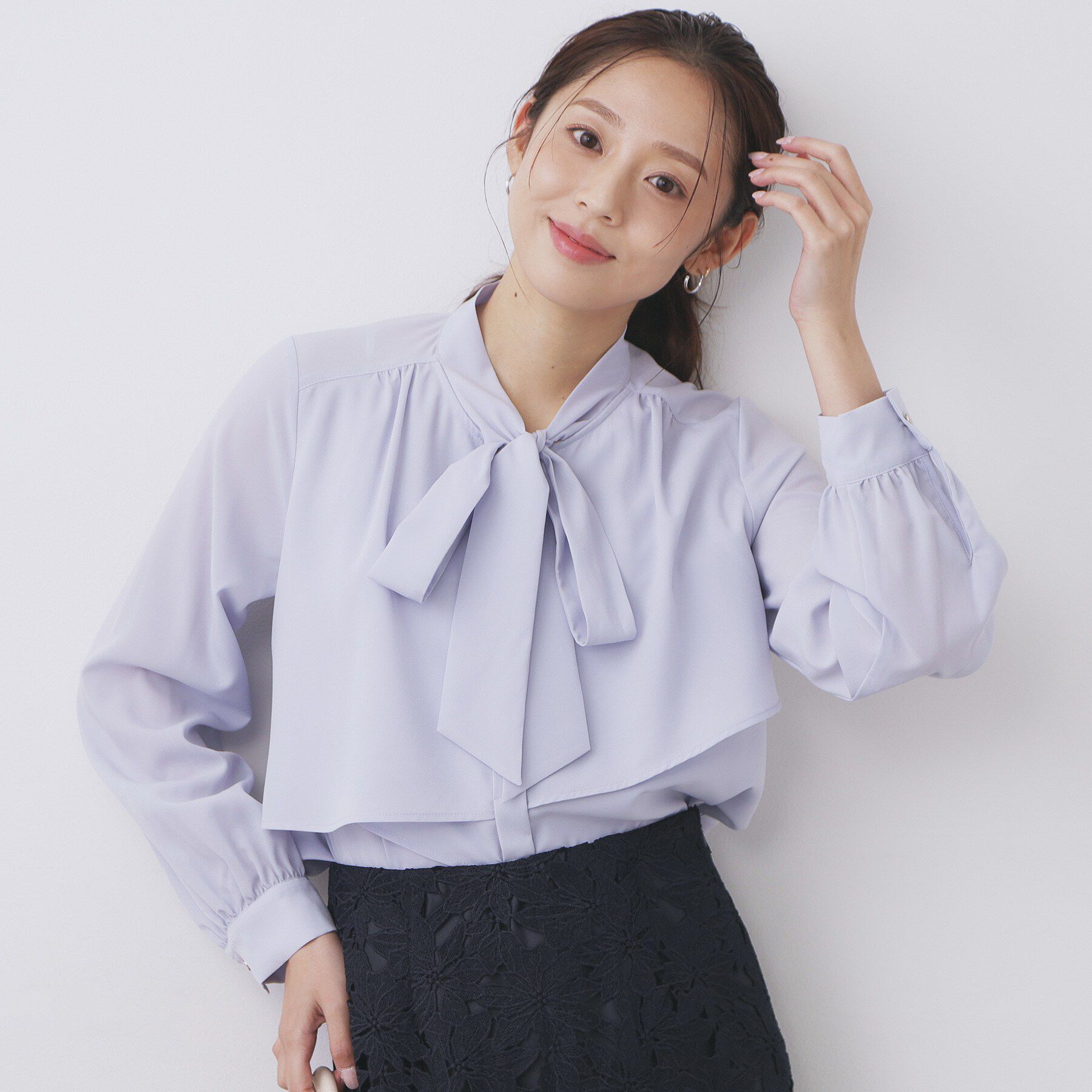 index「アシンメトリーレイヤードボウタイブラウス【洗濯機OK/イージーアイロン/防シワ】《XS～3L》」|シャツ・ブラウス|